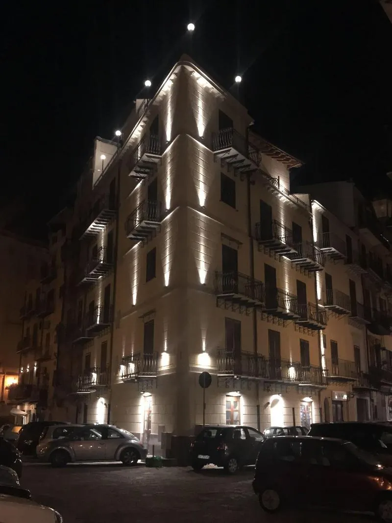 La Serenissima Hotel Palermo 3*,