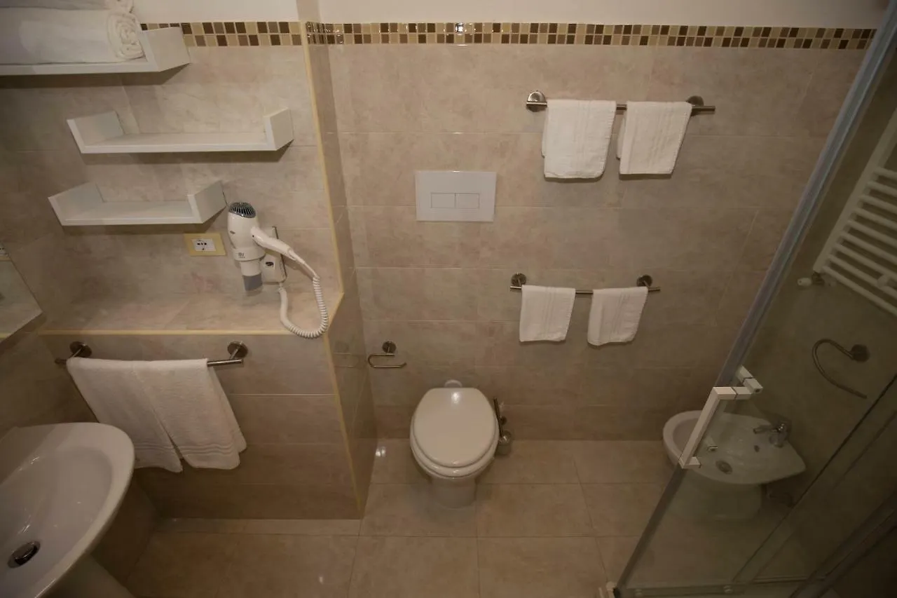 La Serenissima Hotel Παλέρμο 3*,  Ιταλία